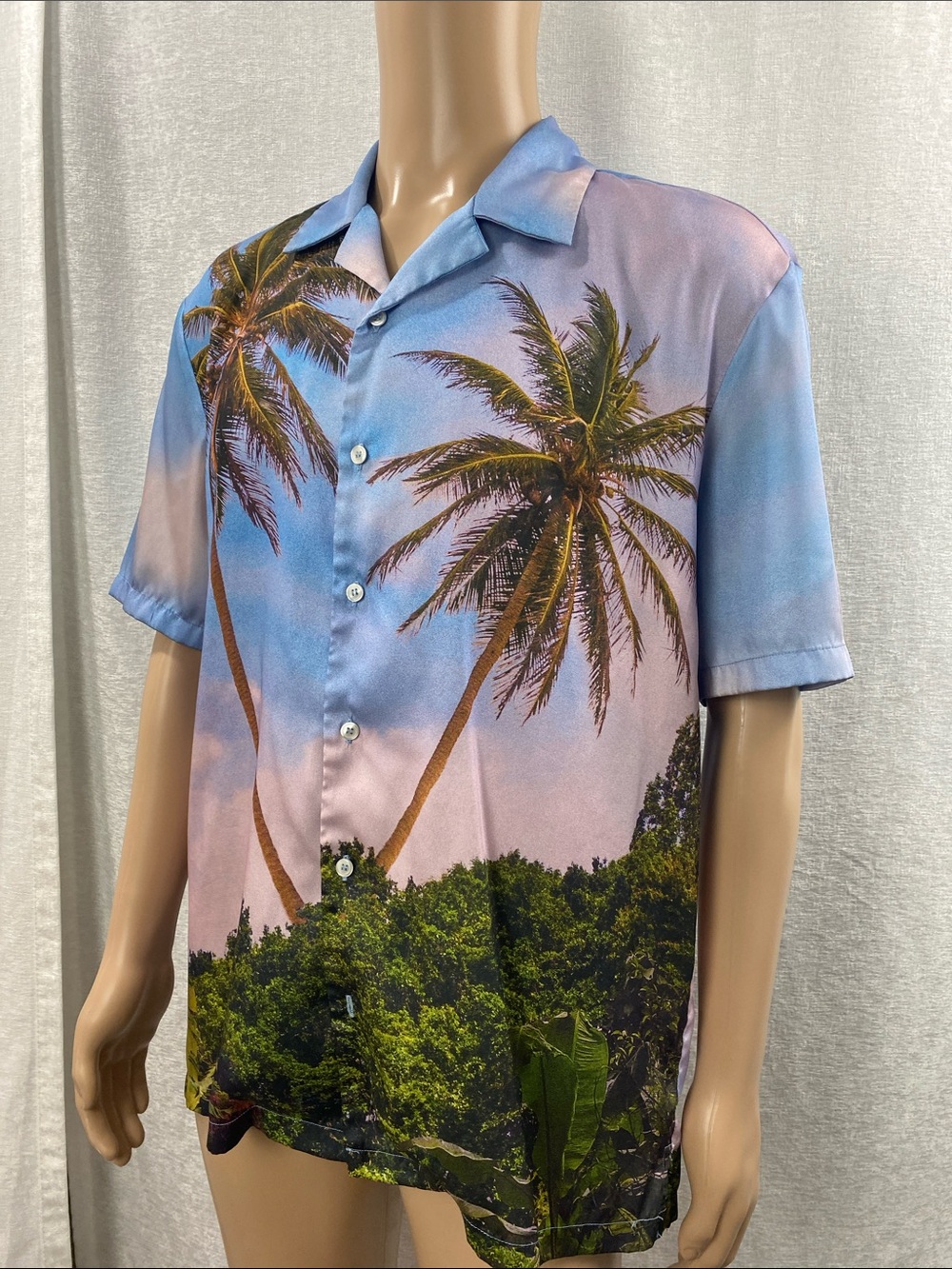 Bershka Short-Sleeve Palm Print Button-Up Shirt - Blue/Pink/Green